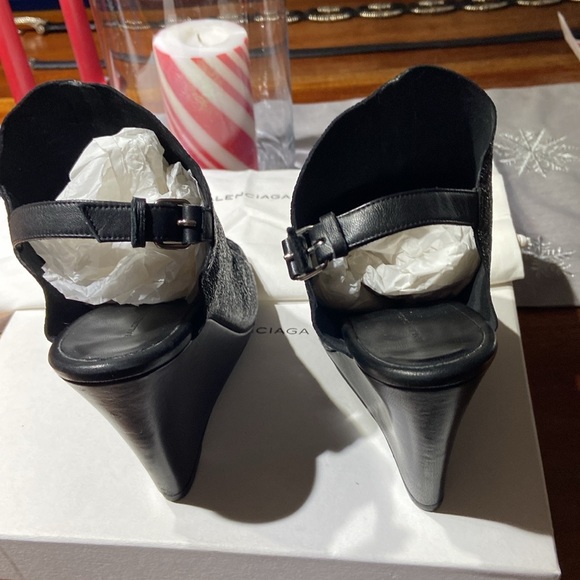 Balenciaga sparkling wedges size 7 US look new worn only a few times - Picture 4 of 11